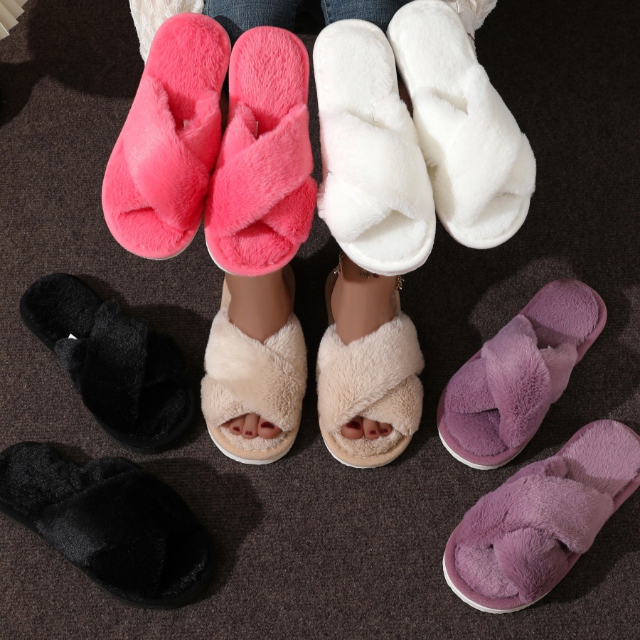 Casa fuzzy cruz chinelo femini - Women'S Fashion Winter 2025 avaliação e preço