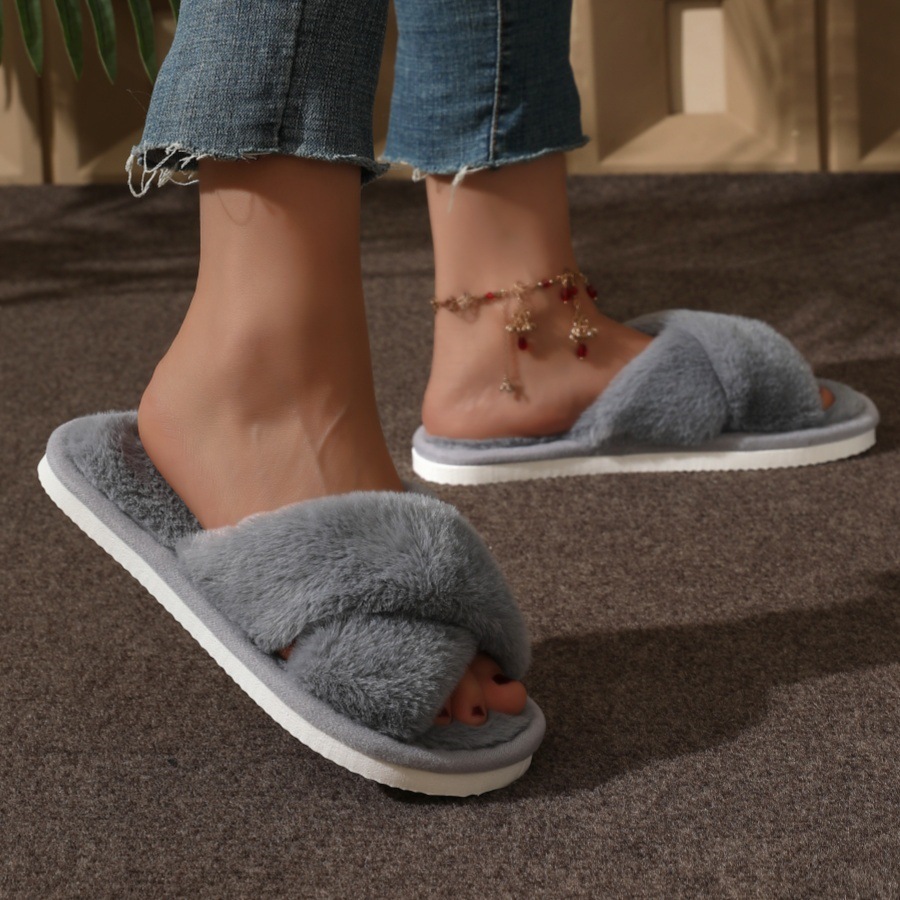 Casa fuzzy cruz chinelo femini - Women'S Fashion Winter 2025 avaliação e preço