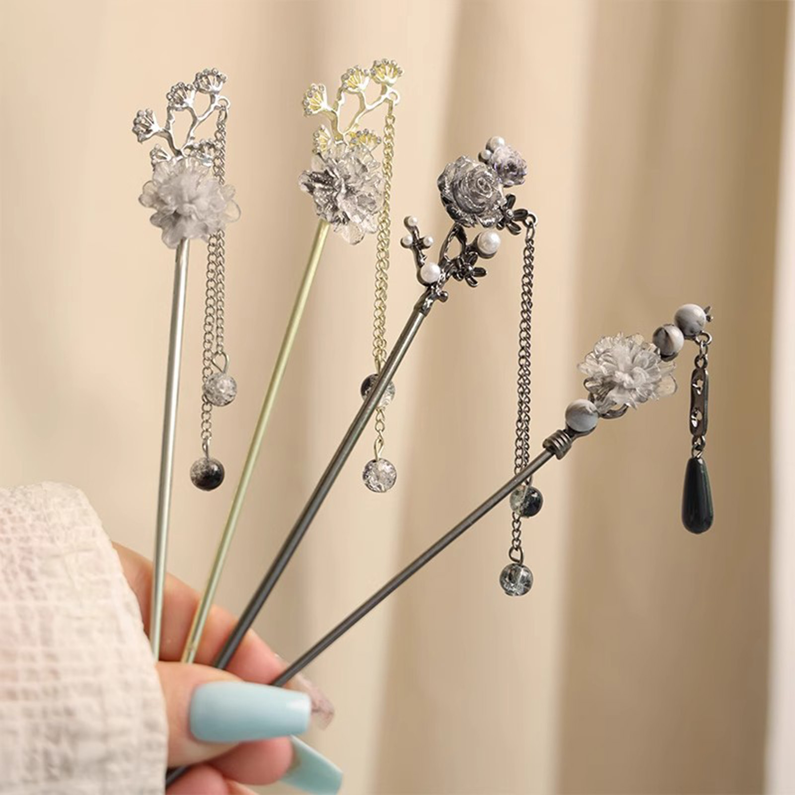 Elegantes Grampos de Cabelo em - Women'S Fashion Jewellery avaliação e preço