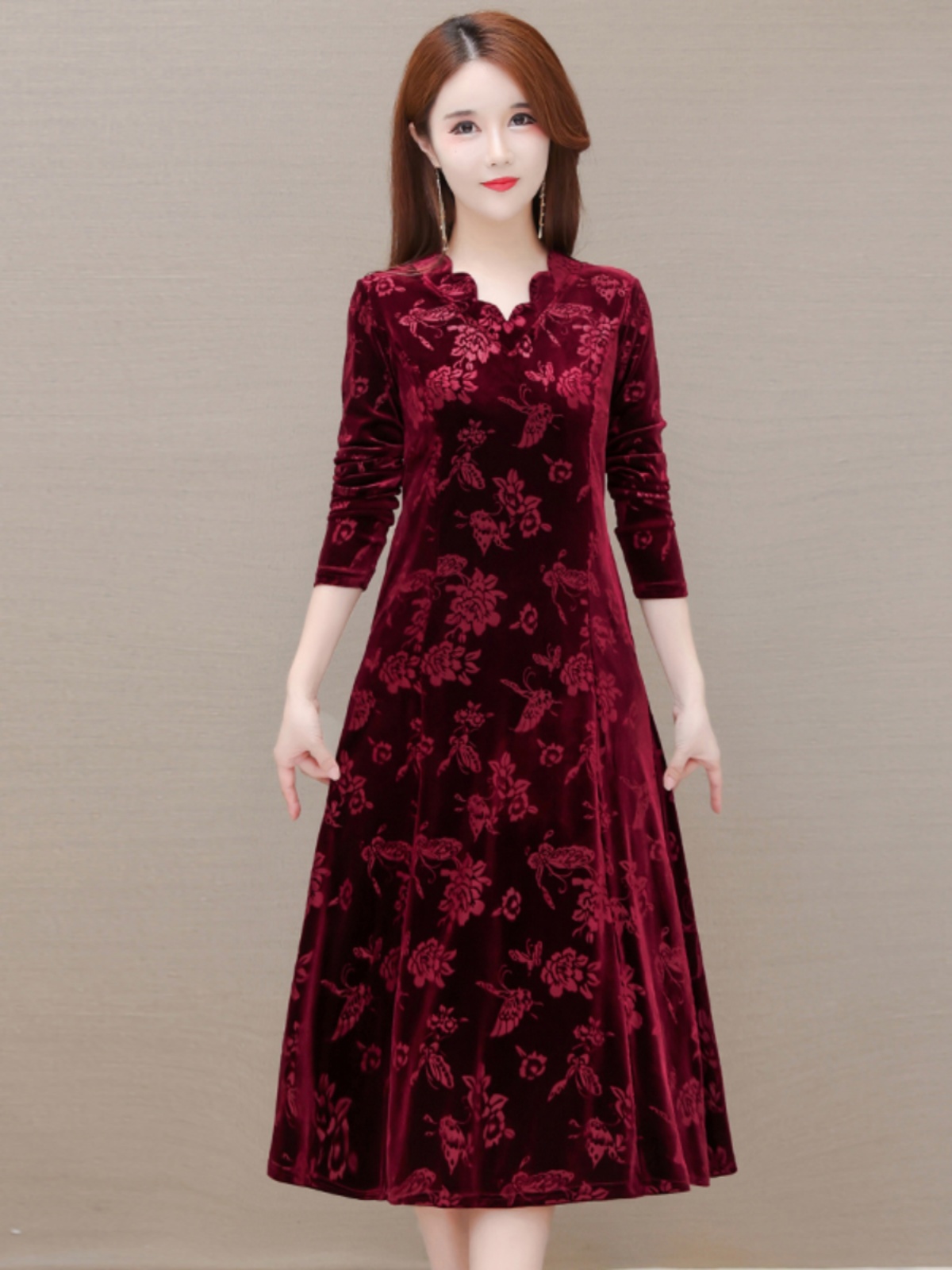 Vestido Elegante de Veludo com - Women Fashion Over 60 avaliação e preço
